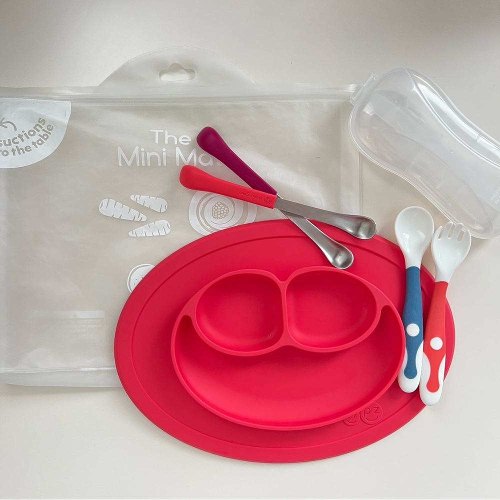 EZPZ mini silicone placemat with divided segments + boon spoons + more!